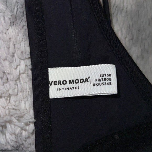 Vero Moda ‘White Russian’ Bikini Bathing Suit Top - Picture 6 of 8